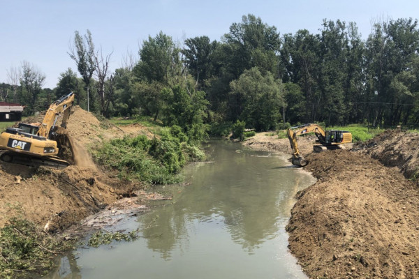 Počeli radovi na uređenju korita rijeke Janje