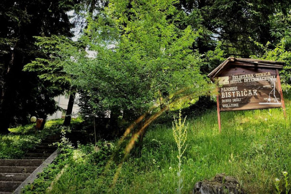 Bistričak je nekada bio omiljeno odmaralište mladih iz cijele BiH, a danas vapi za obnovom