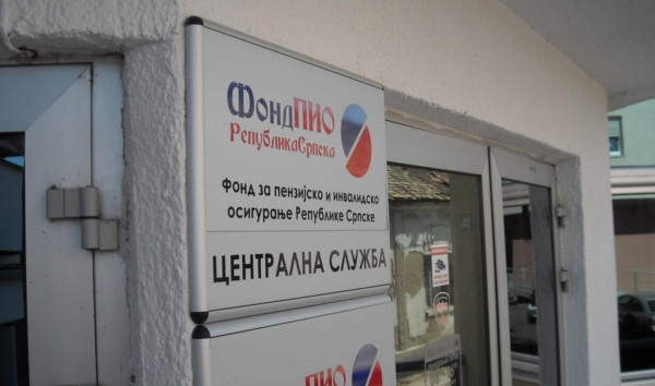 Za pet mjeseci obustava isplate po osnovu dvojnog statusa za 157 korisnika