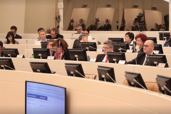 Imaju između 5,5 i 7,5 puta veća primanja od prosječne plate u BiH, a šta su uradili