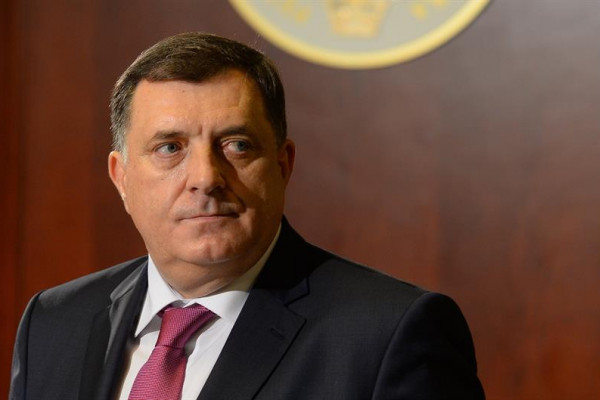 Dodik: Akcize na gorivo ostaju