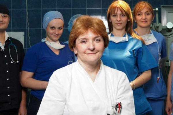 Banja Dvorovi – ostvarena saradnja sa vrhunskim stručnjakom u oblasti neurohirurgije Prof. dr Danicom Grujičić