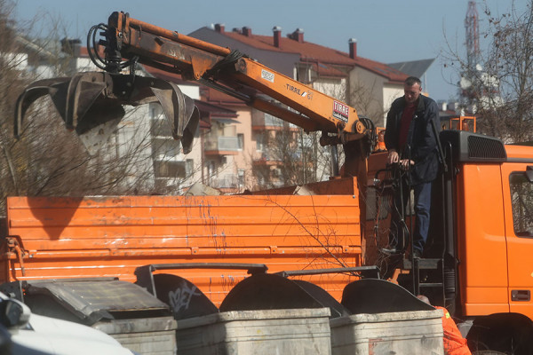 Ugljevičani nezadovoljni cijenom odvoza smeća