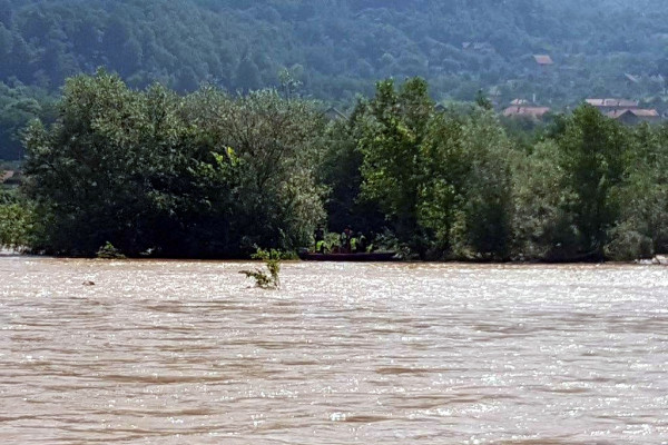 Prevozio migrante u BiH, utopio se u Drini, tijelo isplivalo kod Janje