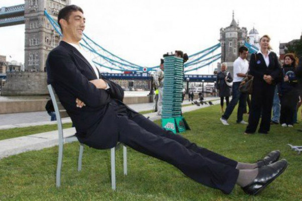 Turčin Sultan Kosen najviši je čovjek na svijetu