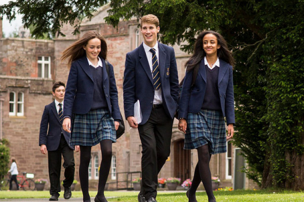 Rodna jednakost izbacila suknje iz engleskih škola