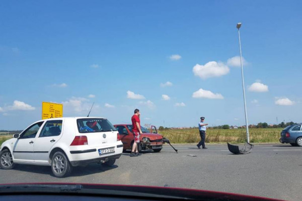 Nezgoda na izlazu iz Bijeljine, jedno povrijeđeno