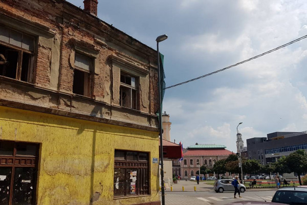 Napušteni objekti u Bijeljini “leglo” brojnih problema