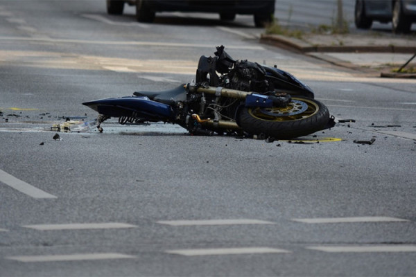 Poginuo dvadesetdvogodišnji motociklista