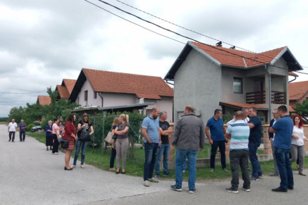 Bijeljince guši smrad sa deponije