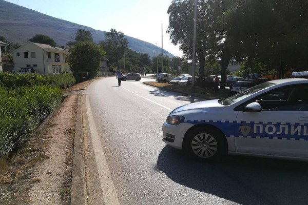 Žena poginula nakon što ju je udario automobil
