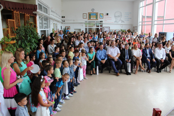 Gradonačelnik poželio srećan polazak u školu prvacima u Janji