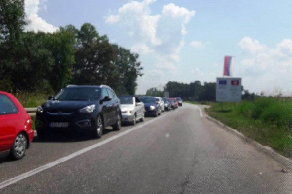 Za gužve na Rači, bijeljinska uprava rješenje traži od bh. vlasti