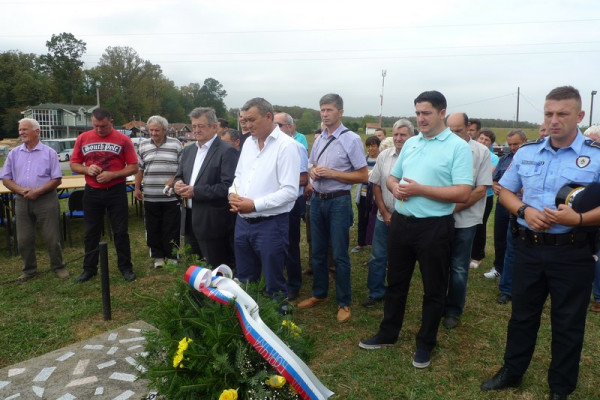 Parastos za poginule borce iz Hasa