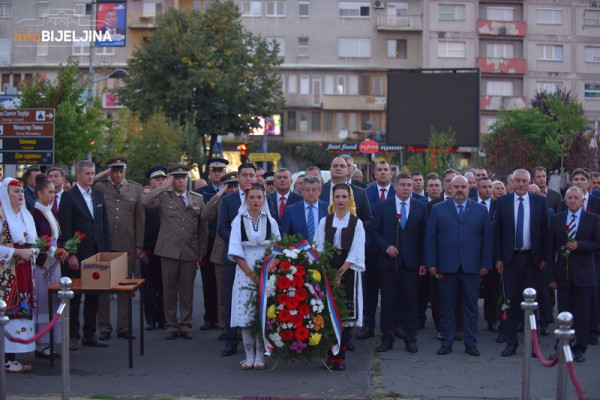 Obilježen Dan oslobođenja u Drugom svjetskom ratu /FOTO/