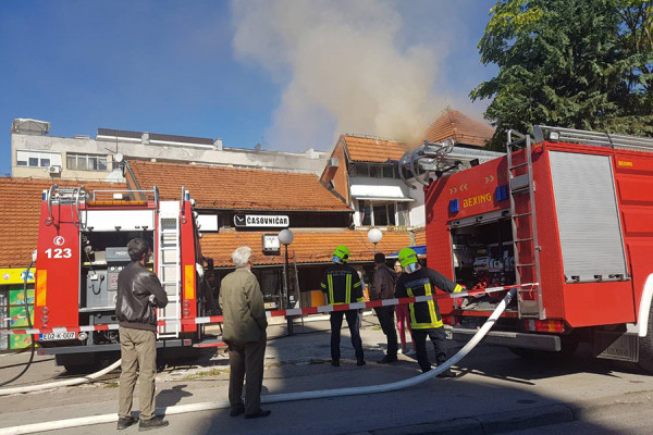 Gori kafić u Banjaluci