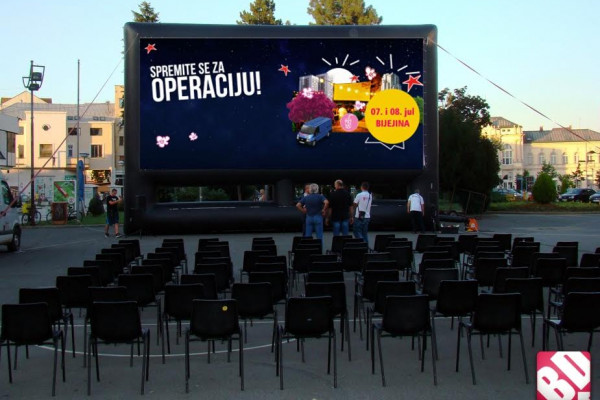 Od večeras bioskop na otvorenom