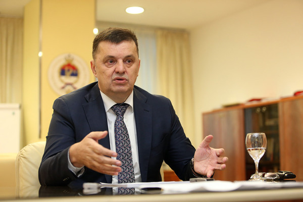 Tegeltija: Prosječna plata u Srpskoj mogla bi da ode na 450 evra