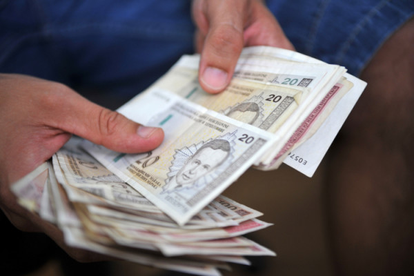 Građani RS zaduženi više od tri milijarde KM