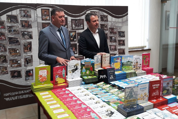 Direktor RiTE "Ugljevik" Đorđe Popović uručio lično donaciju od 3.000 KM