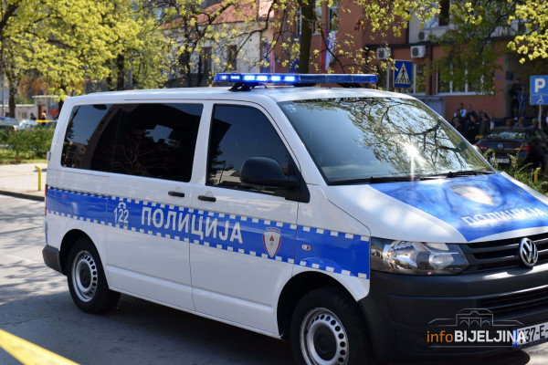 Zbog pranja novca uhapšeno sedam lica, pronađeno oko milion KM i oružje