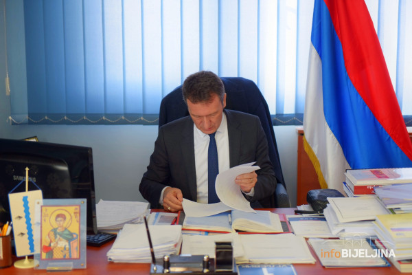 Godišnje za uličnu rasvjetu 230.000 KM