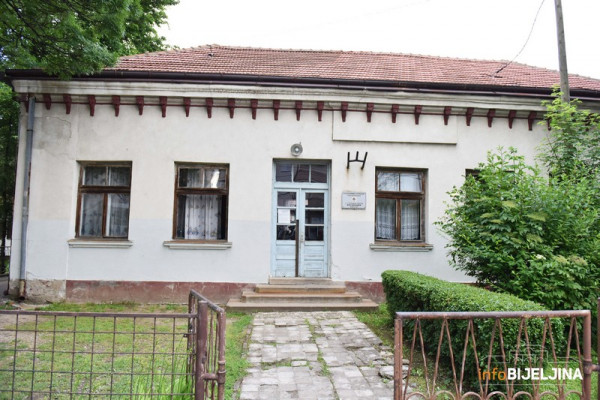 Marković: "Mala škola" u Račanskoj ide na licitaciju