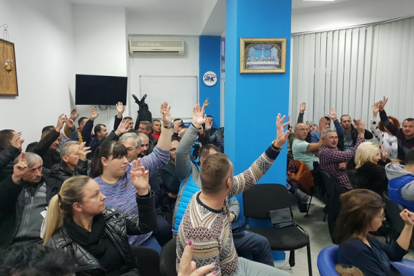 Gradski odbor DNS Bijeljina jednoglasno se protivi smjenama u vrhu DNS-a