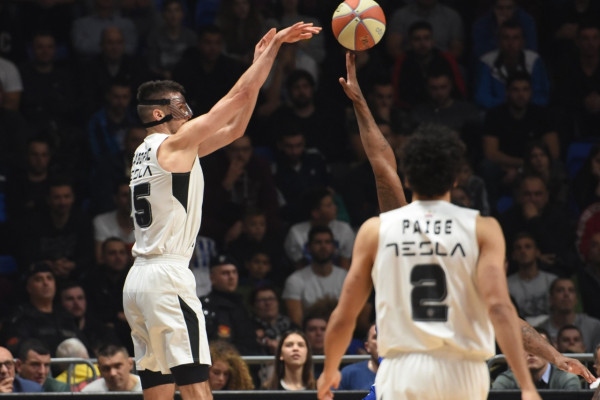 Partizan protiv Valensije traži drugu fazu Evrokupa