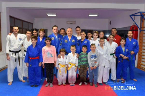 Miroljub Jovičić, aikido majstor: Savladavanjem vještina aikido samodbrane postajete sigurniji u sebe kao ličnosti