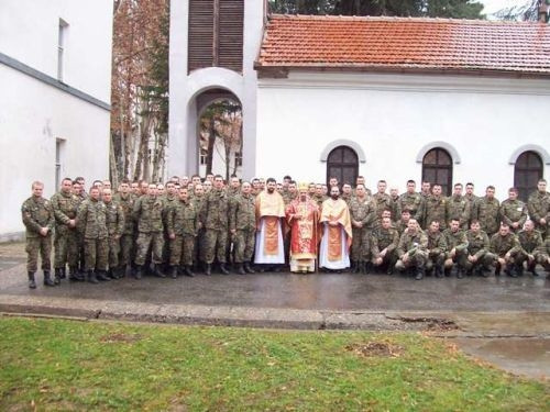Postrojavanjem jedinica obilježiće se Dan Oružanih snaga BiH