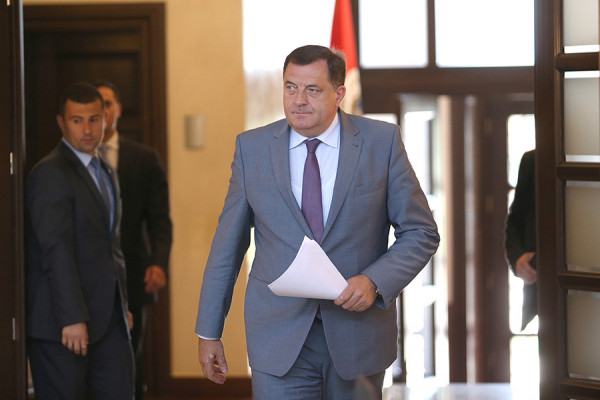 Neće biti sjednica bez istaknute zastave Srpske