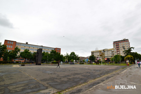 Partner za postavljanje klizališta odustao, Gradska uprava traži novog