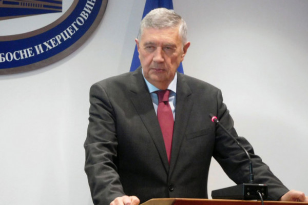 Radmanović: Pojedine snage koče formiranje Savjeta ministara