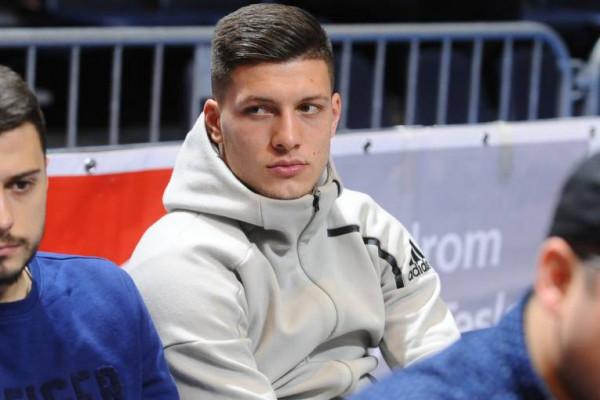 Jović ispred Levandovskog!