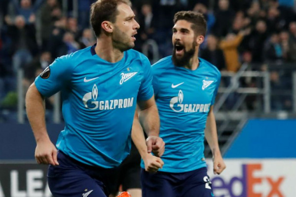 Banetu u 36. godini nude osam miliona evra po sezoni