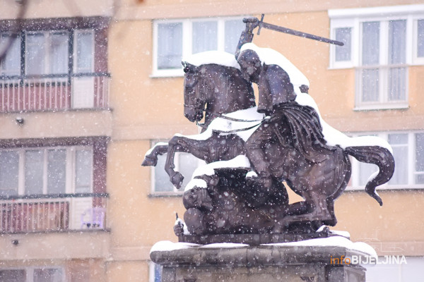 Danas oblačno sa snijegom