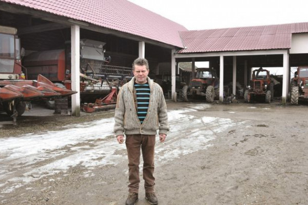 RADIŠA RIKANOVIĆ IZ SEMBERSKOG SELA BRODAC: Obrađuje 82 hektara zemljišta