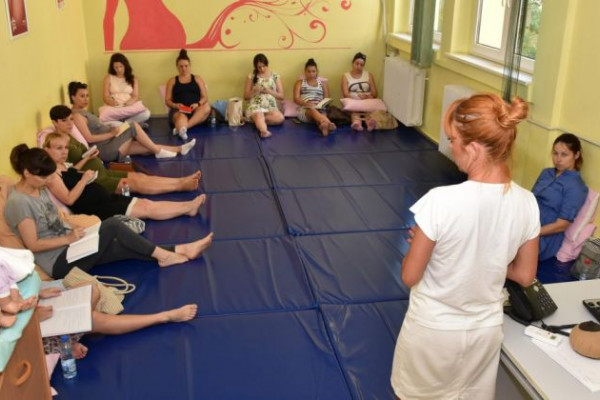 Škola za trudnice u Bijeljini