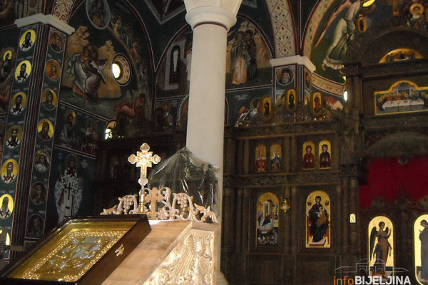 Danas Sveta tri Jerarha