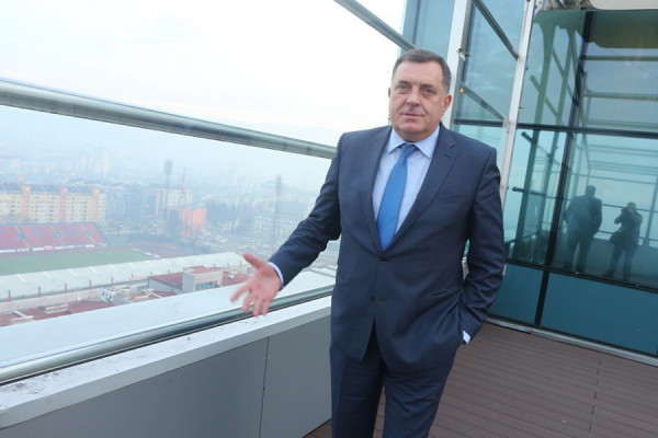 Dodik razmišlja o odgovornosti ministra Lukača