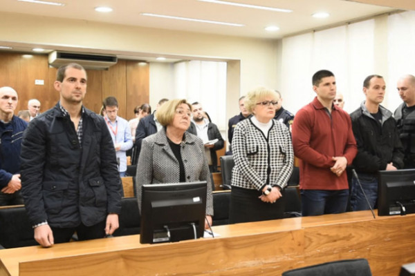 Suze prekinule svjedočenje na suđenju specijalcima MUP-a RS