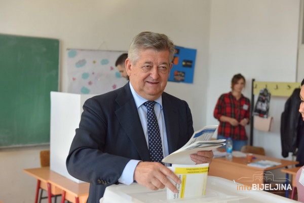 Mićić može ponovo na izbore, hoće li se kandidovati za gradonačelnika?