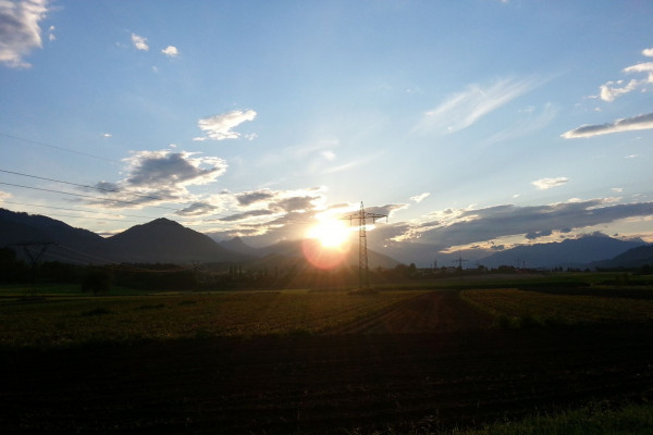 Danas sunčano i toplije, temperatura do 19 stepeni