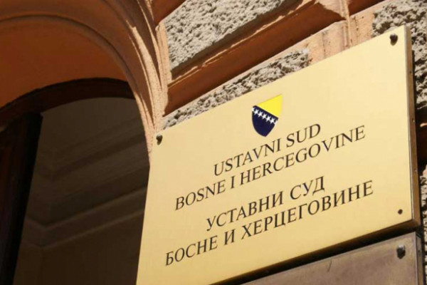 Obrazloženje zašto je osporen Zakon o Danu RS