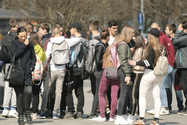 Škole u RS dobijaju jedinstvena pravila oblačenja i ponašanja