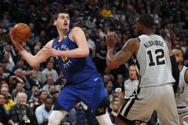 Jokić - u prvoj utakmici plej-ofa tripl dabl