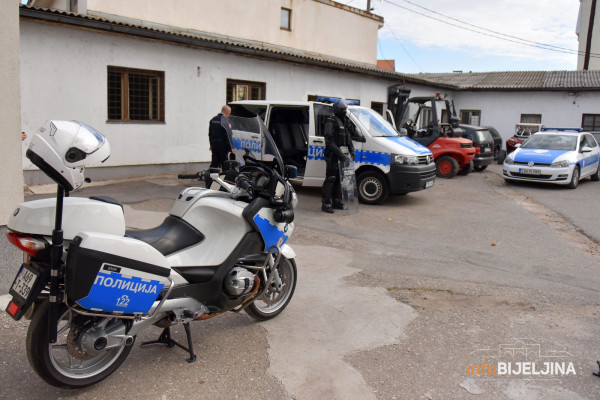 Lukač: Policajcima dodatna naknada od 10 odsto prosječne plate