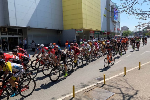 Biciklisti krenuli iz Bijeljine ka Tesliću