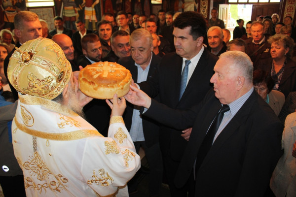 Obilježena krsna slava opštine Lopare